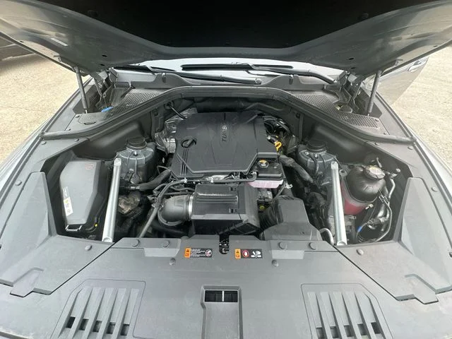 Used 2026 Silver Genesis 2.5T image 32