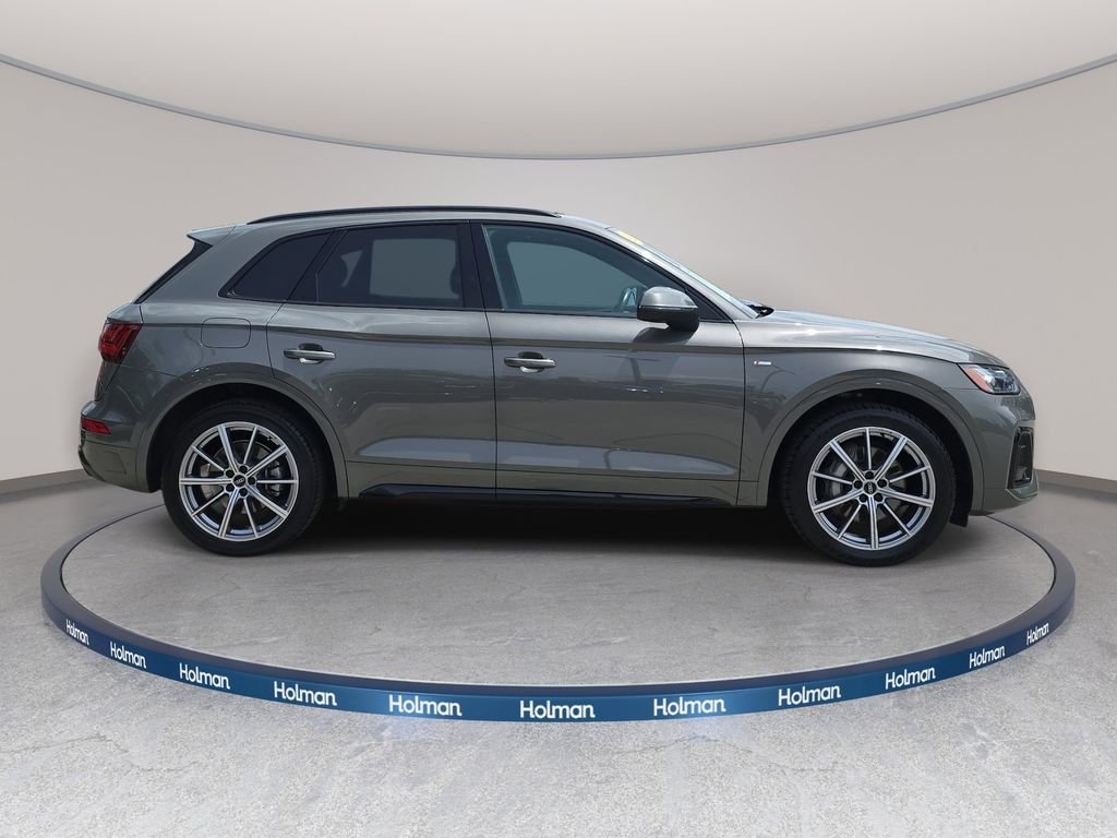 Used 2023 Gray Audi 55 Premium image 5
