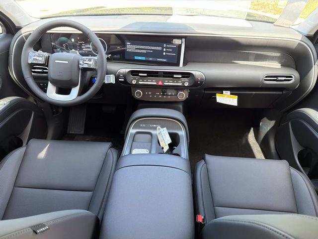 New 2027 Black Hyundai Blue SEL 7P image 19