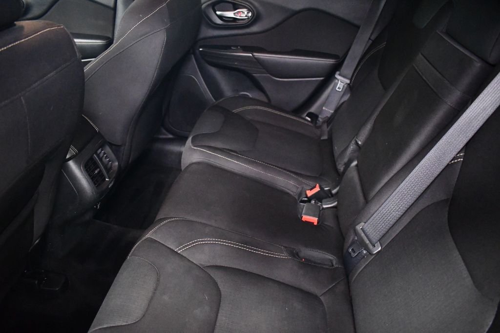 2016 Jeep Cherokee Latitude - Photo 29