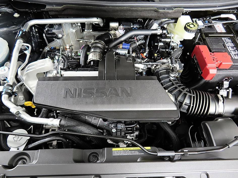 Used 2026 Super Black Nissan SV image 10