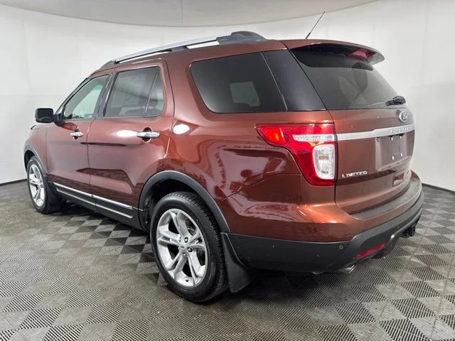 Used 2015 Bronze Ford Limited image 6