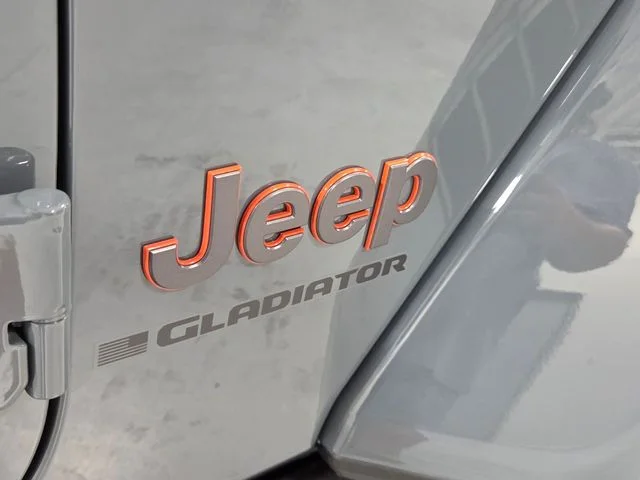 New 2026 Anvil Clear-Coat Exterior Paint Jeep Mojave X image 13
