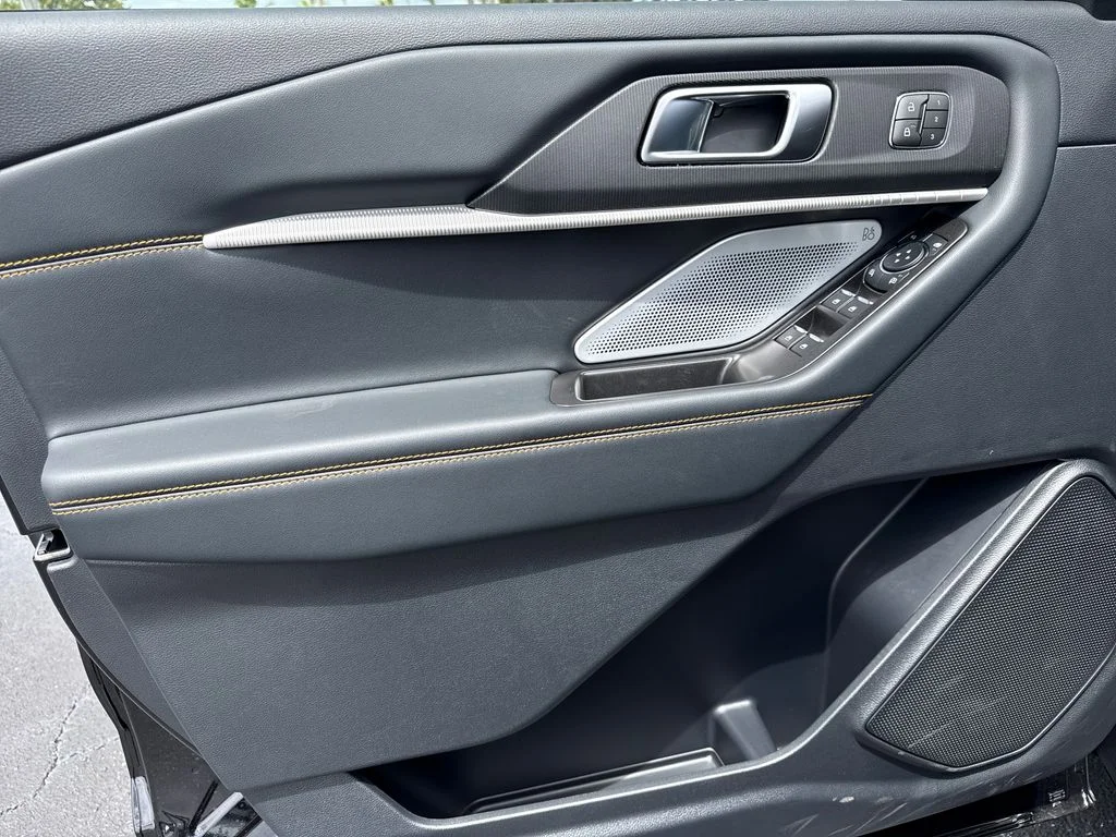 New 2026 Black Ford Tremor image 20