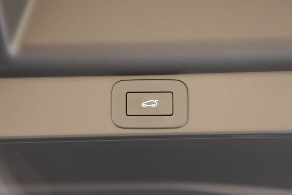 2026 Land Rover Range Rover SE - Photo 48
