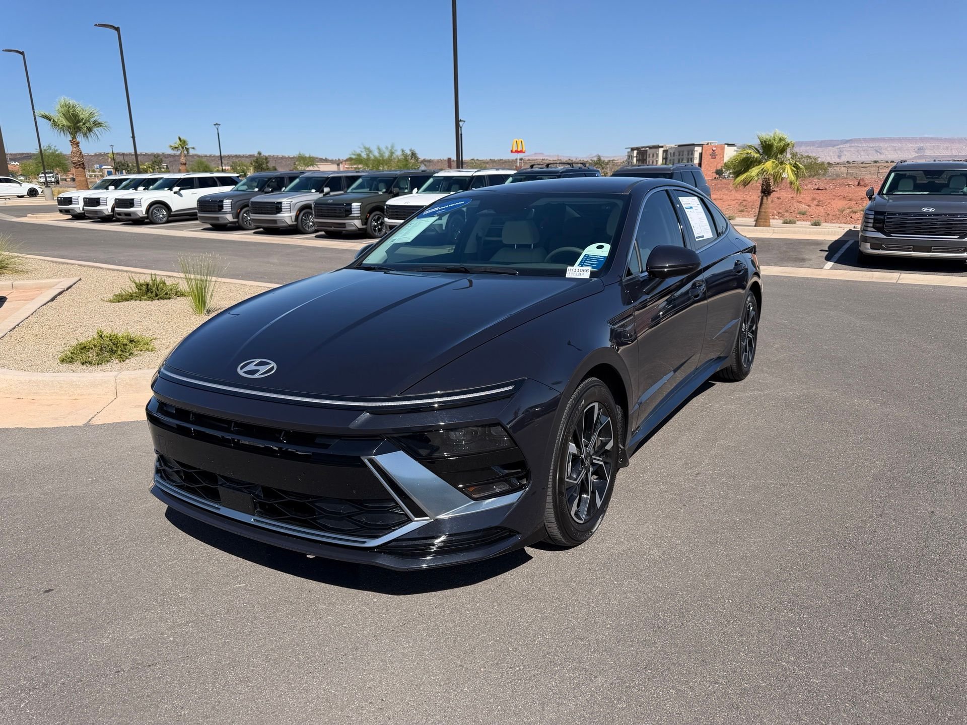 Certified Used 2025 Blue Hyundai SEL image 1
