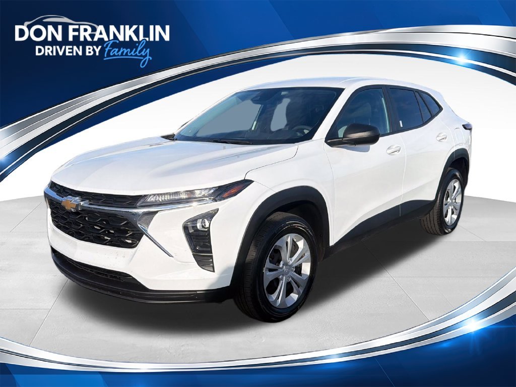 Used 2025 White Chevrolet LS image 1