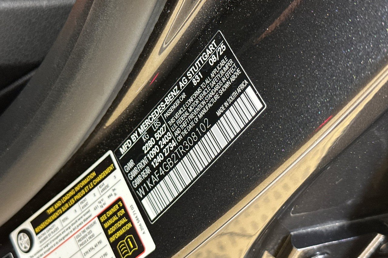 Used 2026 GRAPHITE GREY METALL Mercedes-Benz C 300 image 26