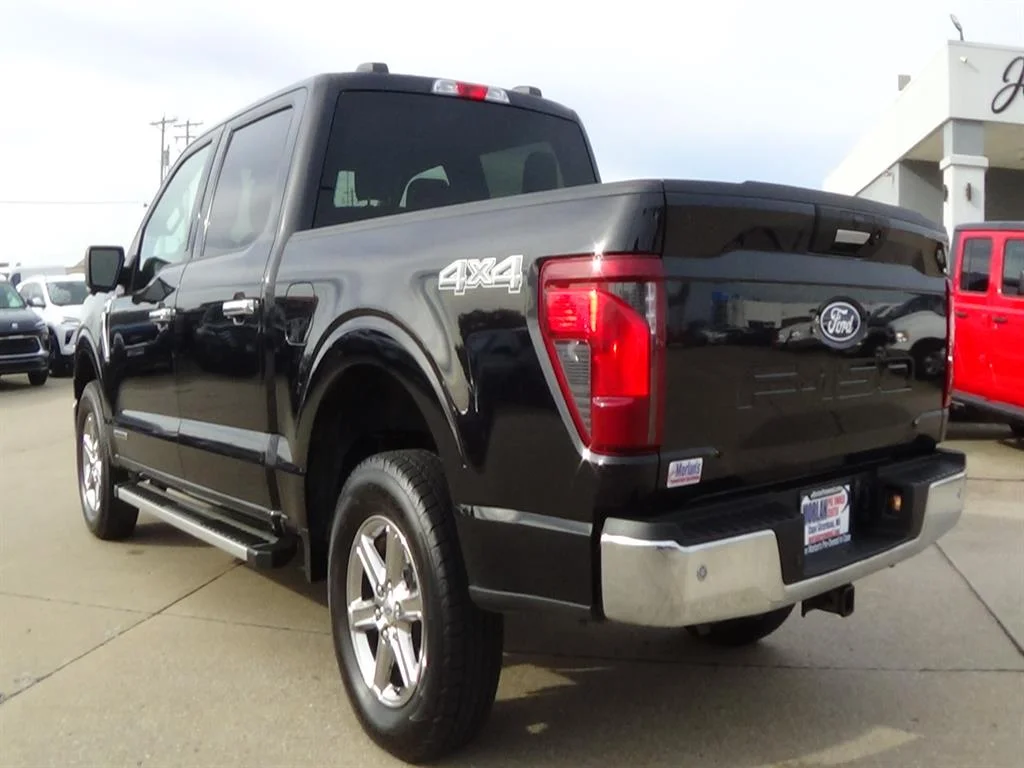 Certified Used 2024 Agate Black Um Ford XLT image 8