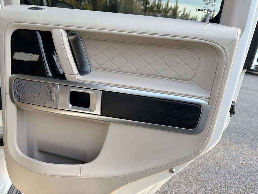 Used 2021 designo Diamond White Metallic Mercedes-Benz G 63 AMG® image 34