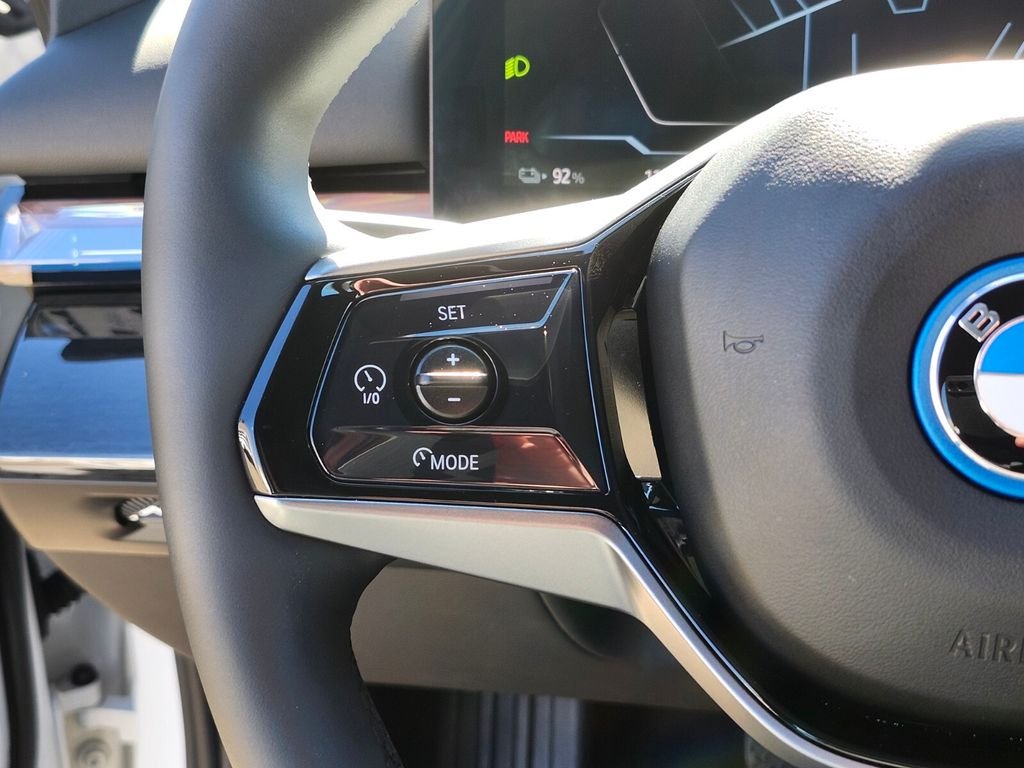 2026 BMW i5 40 - Photo 26