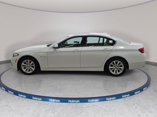 Used 2016 Alpine White BMW 528i xDrive image 9