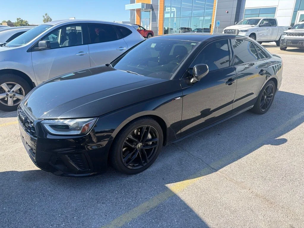 Used 2022 Black Audi  image 8