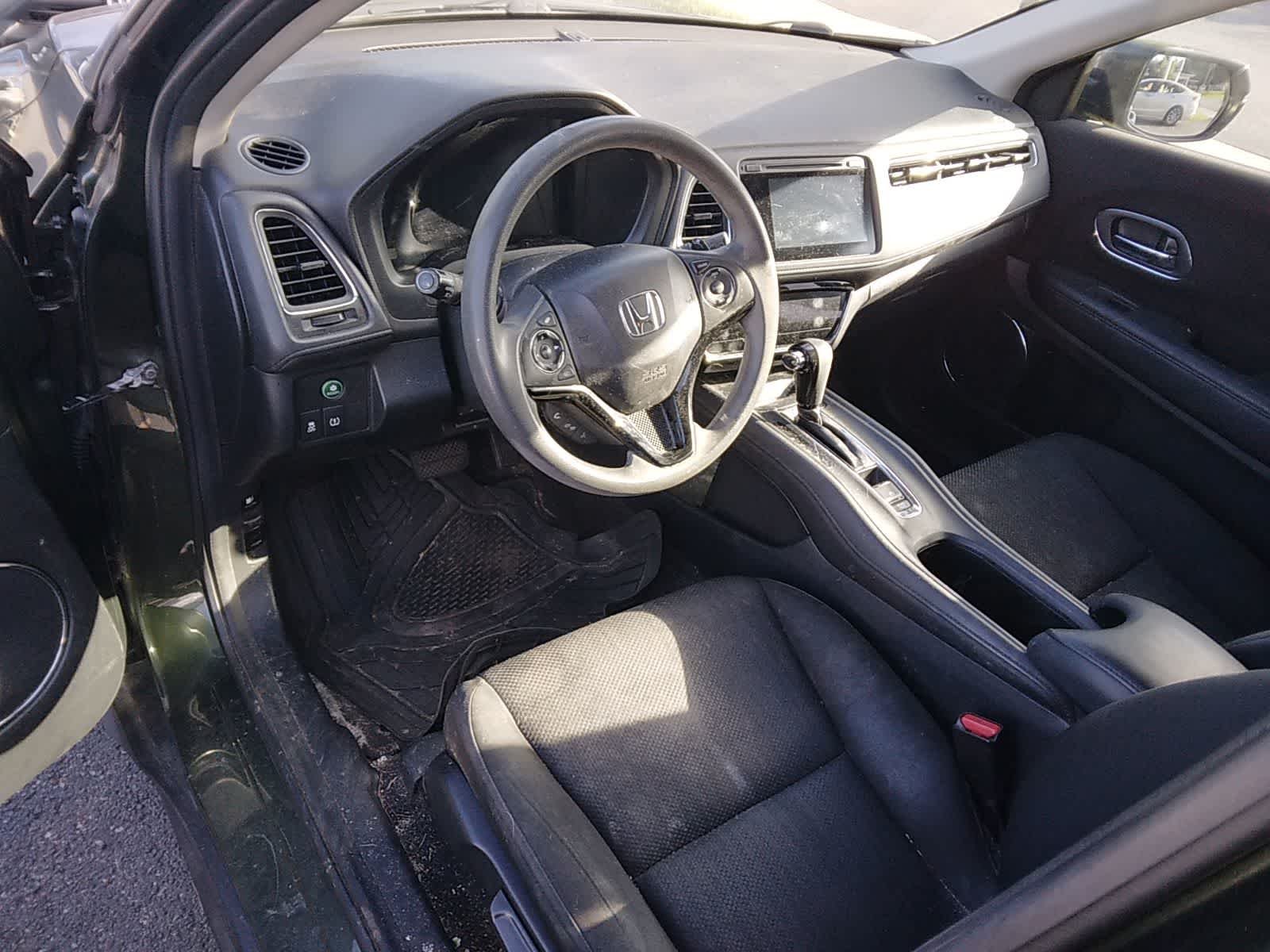 Used 2017  Honda EX image 5