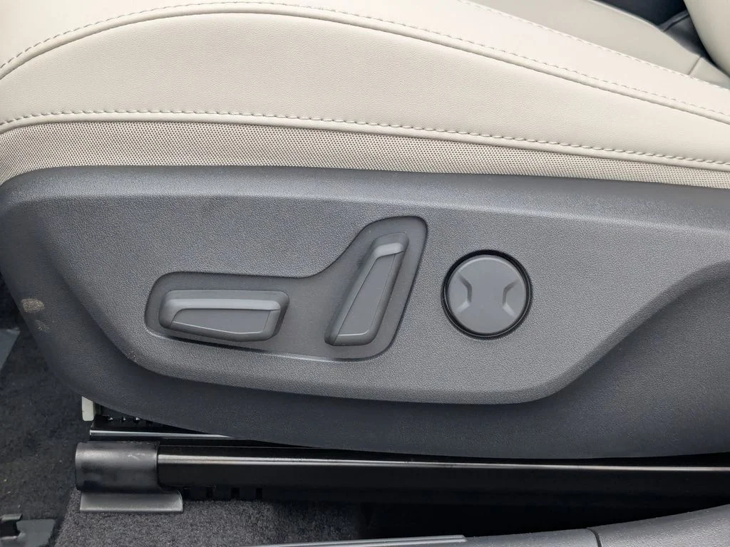2025 Kia Niro EX - Photo 19