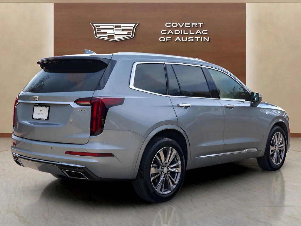 Used 2025 Silver Cadillac Premium Luxury image 4