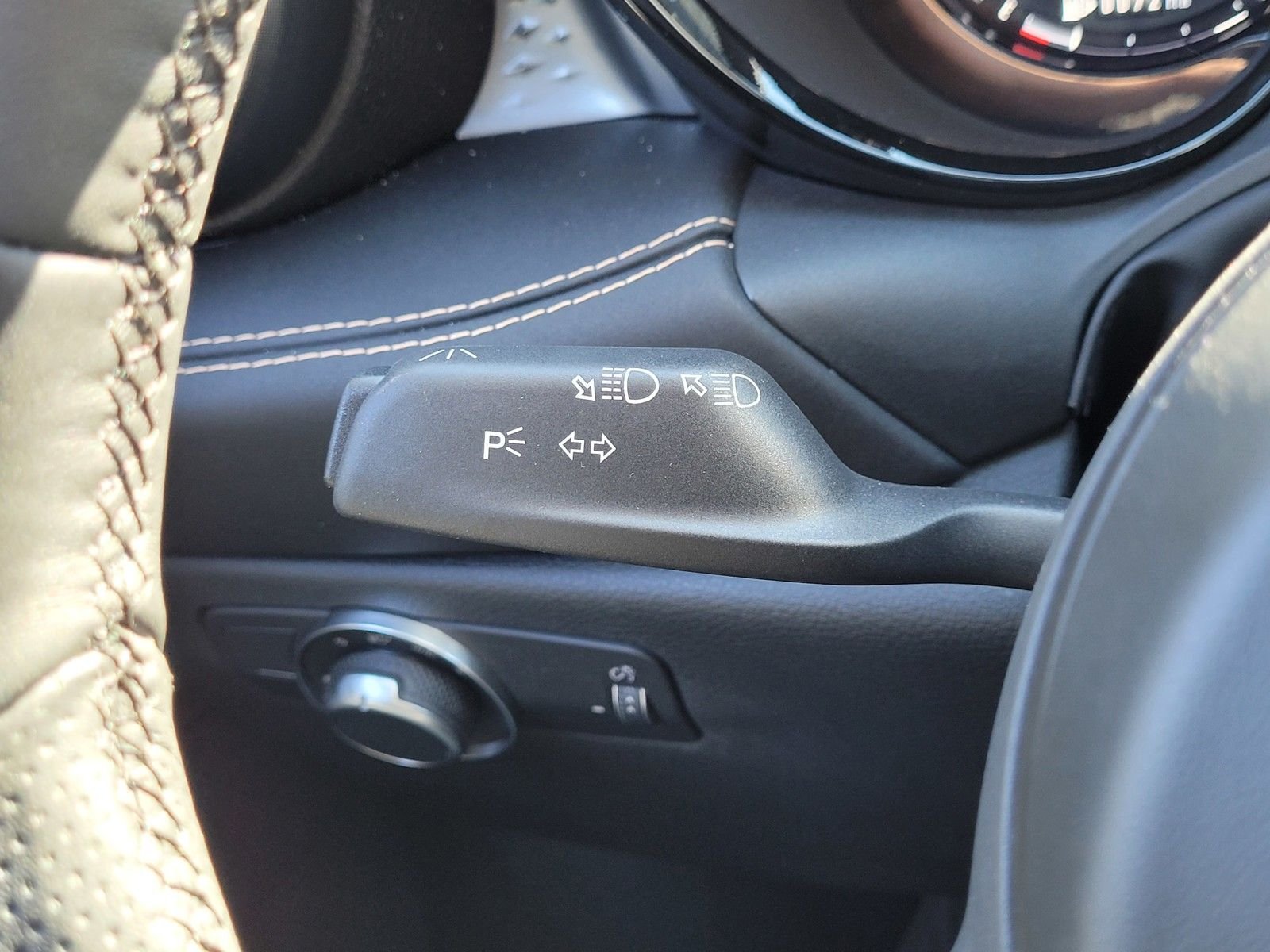 2025 Alfa Romeo Tonale Base - Photo 16