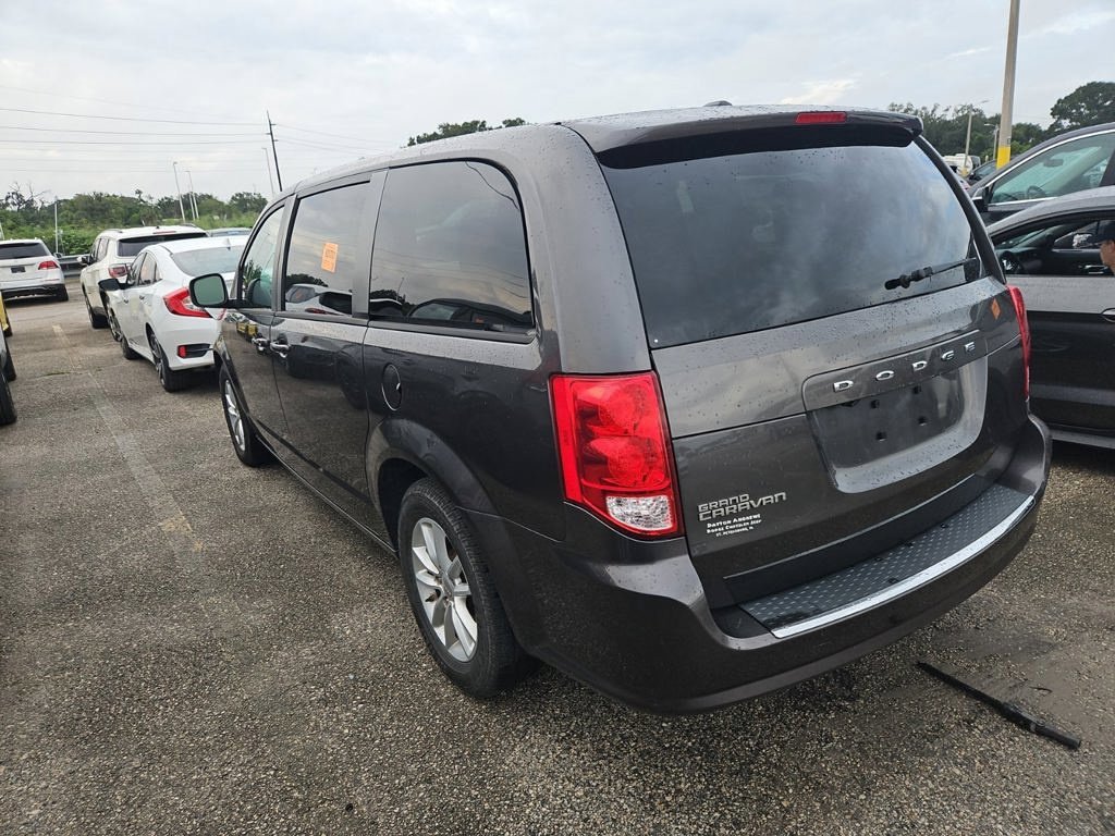 Used 2020 Gray Dodge SE Plus image 7