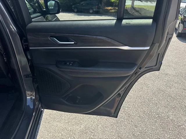 Used 2023 Gray Jeep Limited image 22