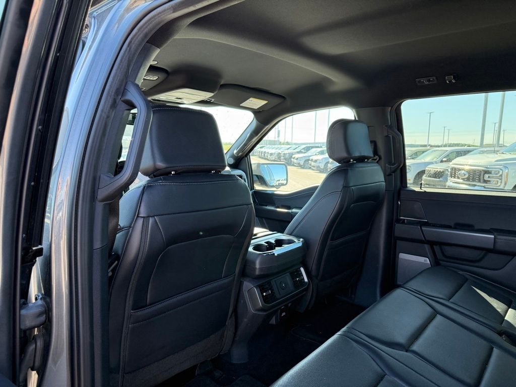 Used 2025 Carbonized Gray Metallic Ford Lariat image 8