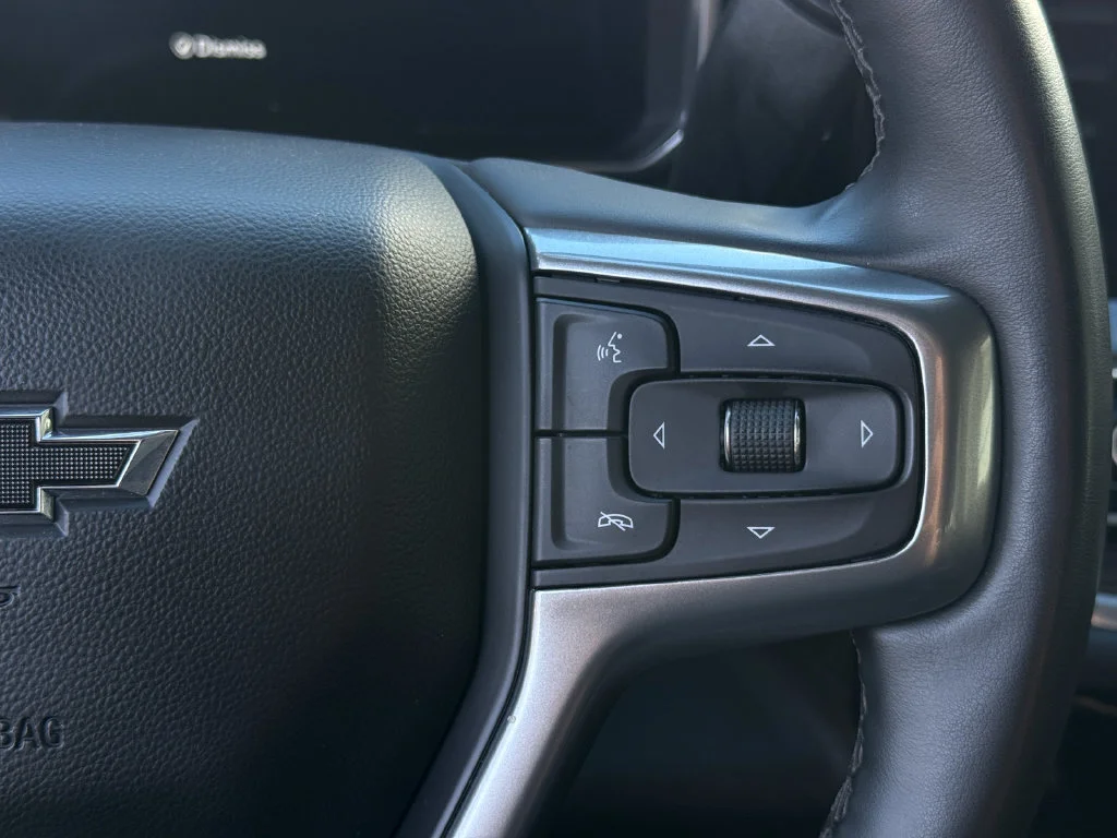 Used 2026 Summit White Chevrolet RST image 9