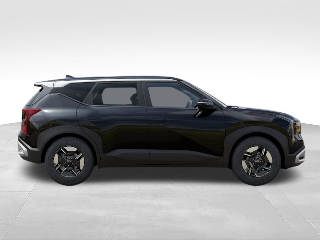 New 2027 Black Kia LX image 7