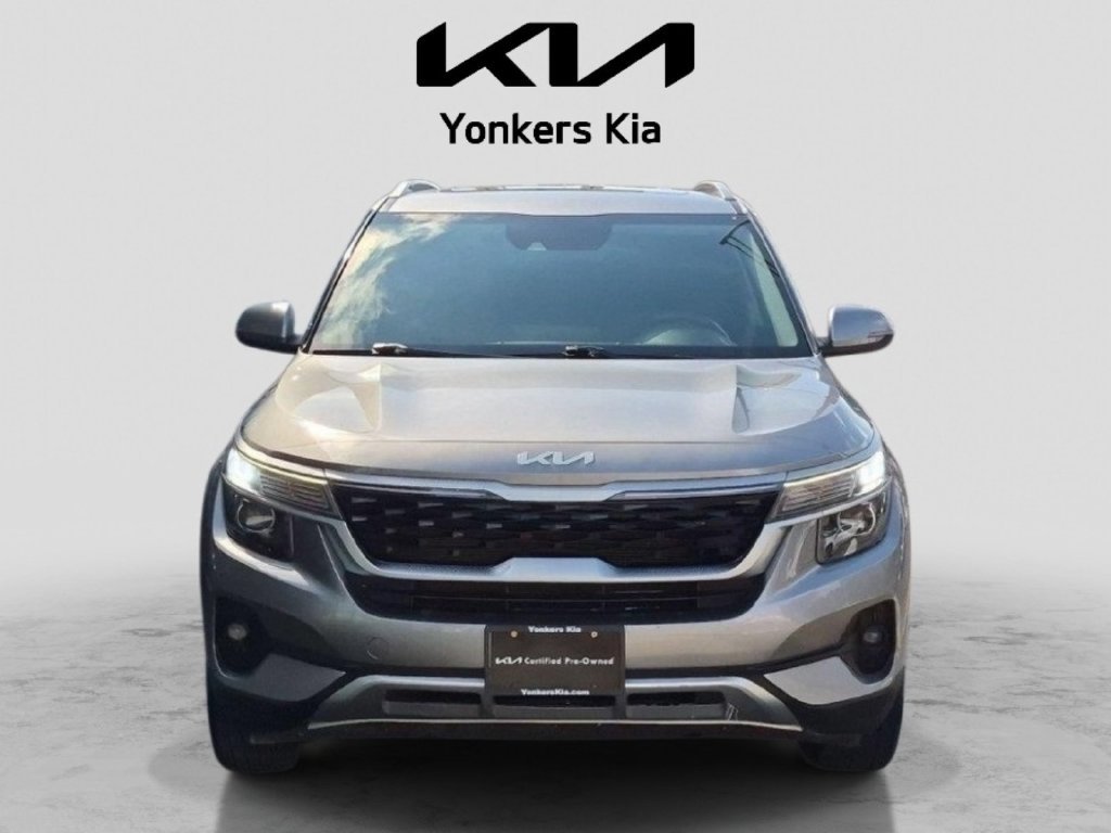 Used 2022 Gray Kia EX image 2