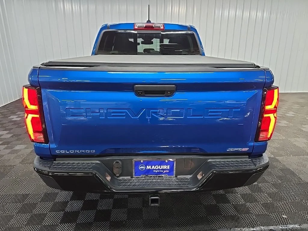 Used 2024 Blue Chevrolet ZR2 image 11