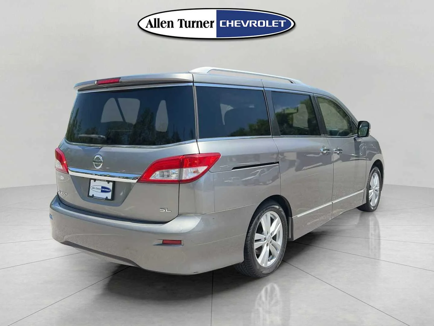 Used 2012 Platinum Graphite Nissan SL image 4