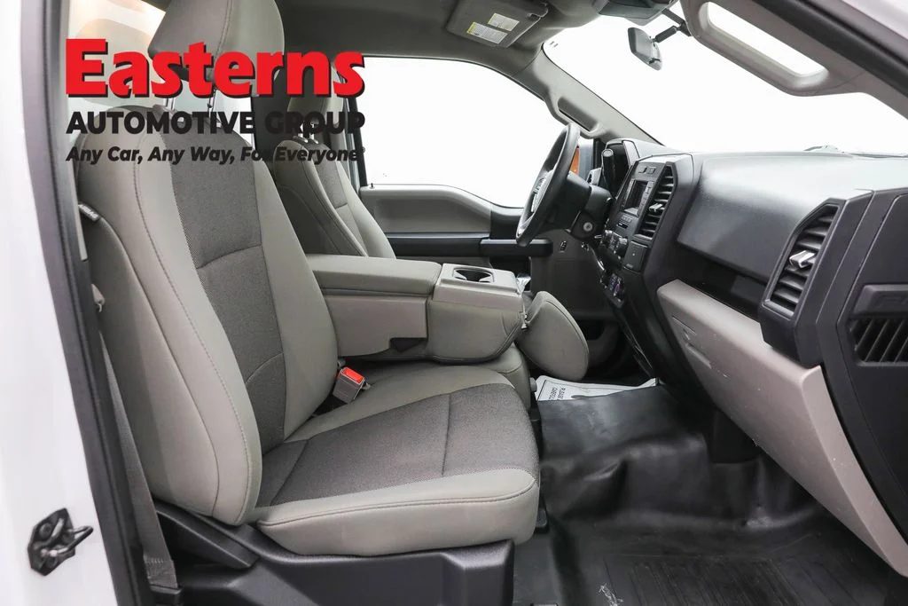 Used 2019 White Ford XL image 22