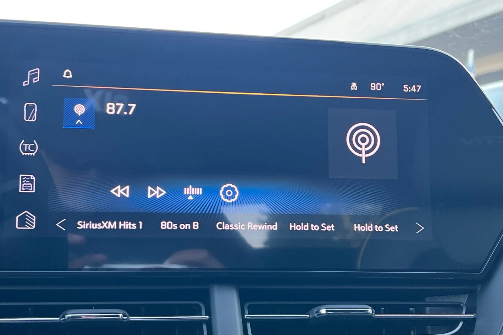 New 2026 Mosaic Black Metallic Chevrolet ACTIV image 18