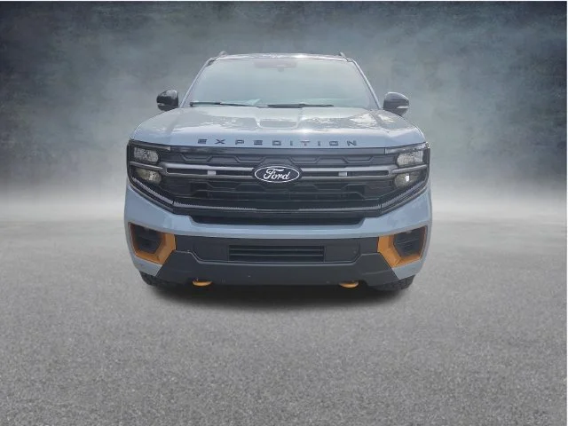 New 2027 Glacier Gray Metallic Tri-Coat Ford Tremor® image 39