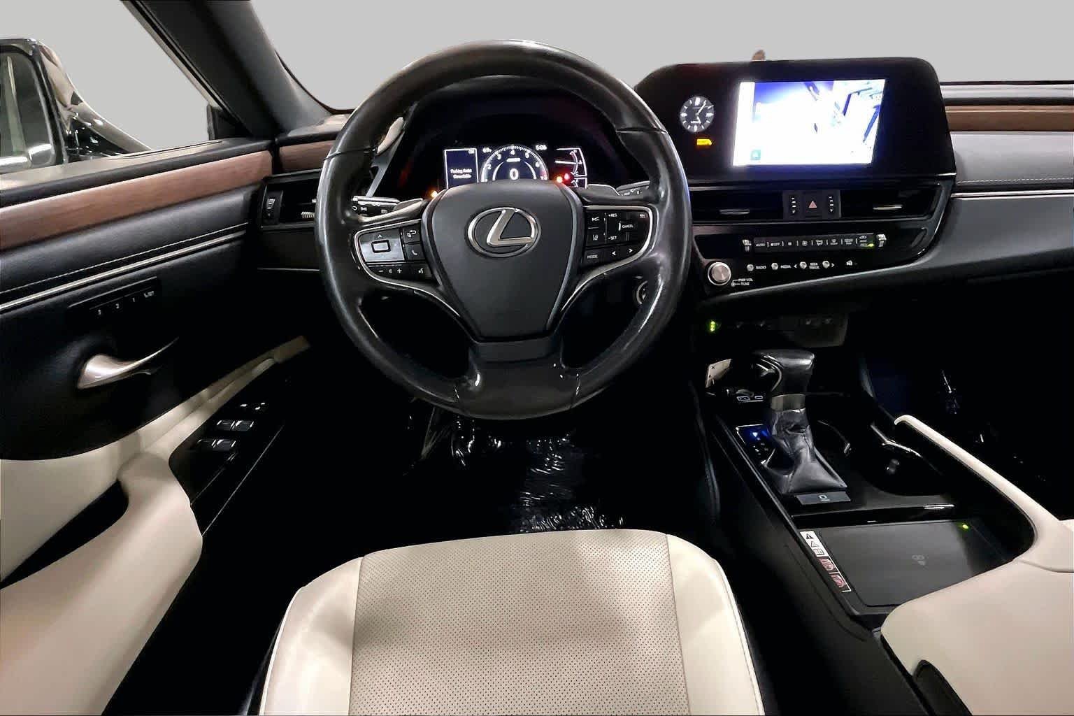 Pre-Owned 2023 Lexus ES 350