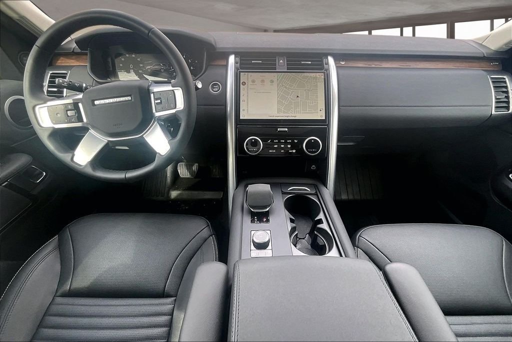 Used 2024 Black Land Rover S image 15