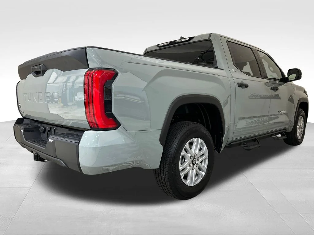 Used 2026 Green Toyota SR5 image 6