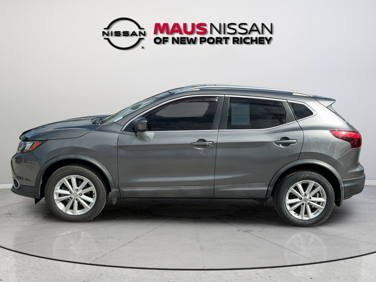 Certified Used 2017 Gray Nissan SV image 6