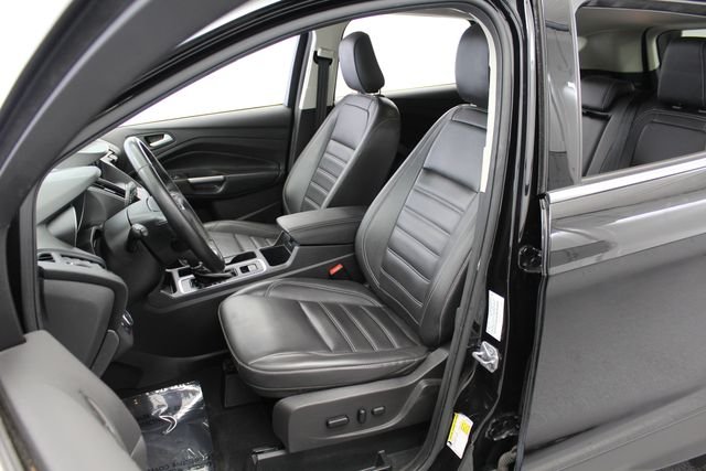 Used 2019 Agate Black Metallic Ford SEL image 13