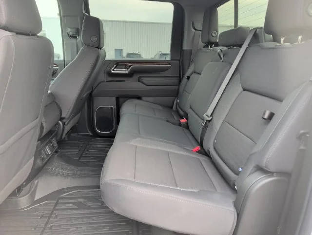 New 2026 Summit White GMC SLE image 28