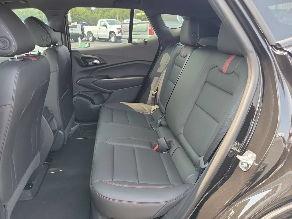 New 2026 Mosaic Black Metallic Chevrolet 2RS image 25