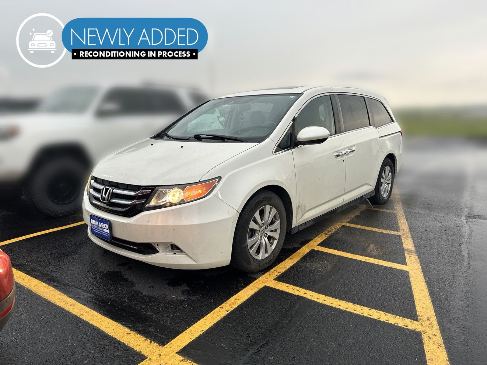 Used 2016 White Honda EX-L image 1