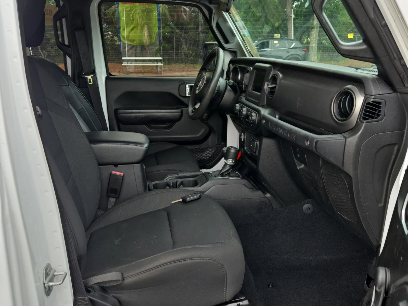 Used 2022 Bright White Clearcoat Jeep Unlimited Sport image 7