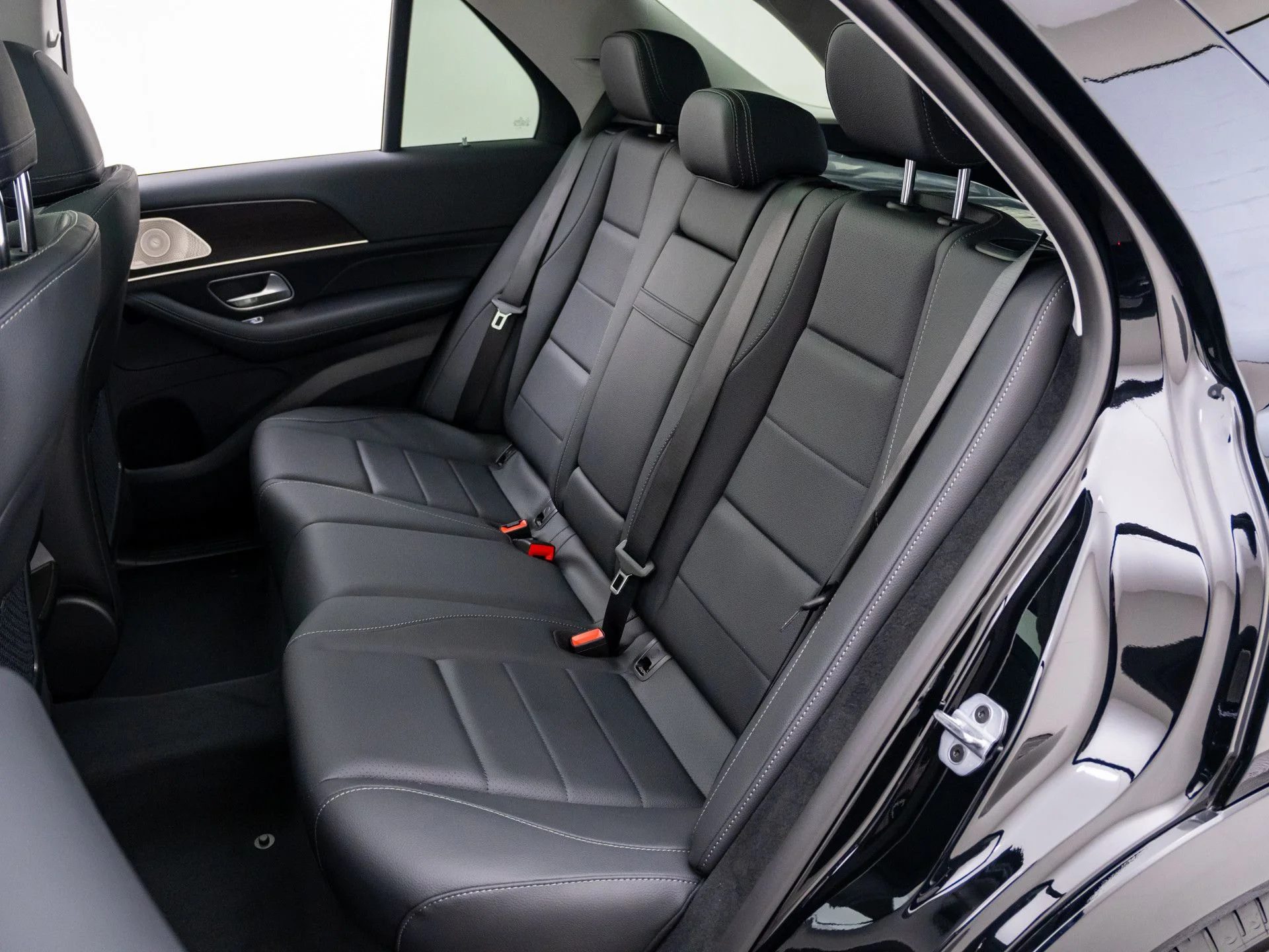 New 2026 Black Mercedes-Benz GLE 450 image 20