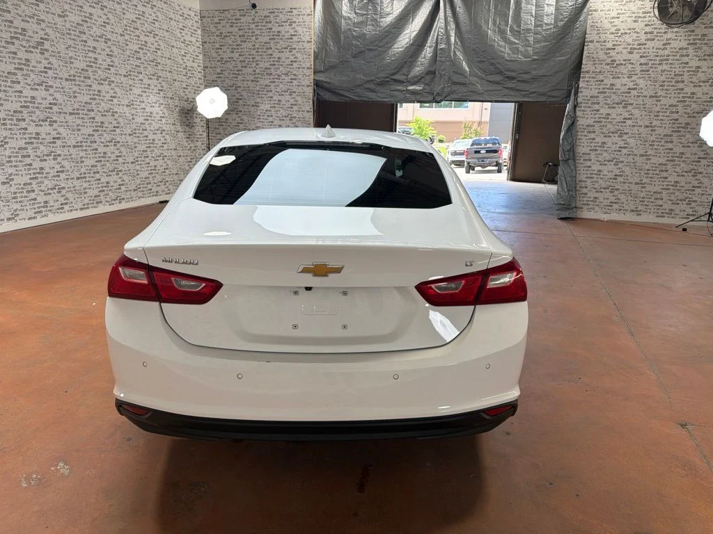 Used 2024 Summit White Chevrolet LT image 6