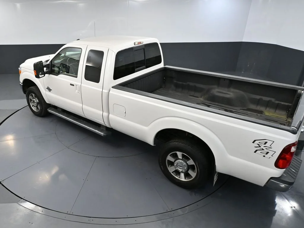 Used 2015 White Ford Lariat image 47
