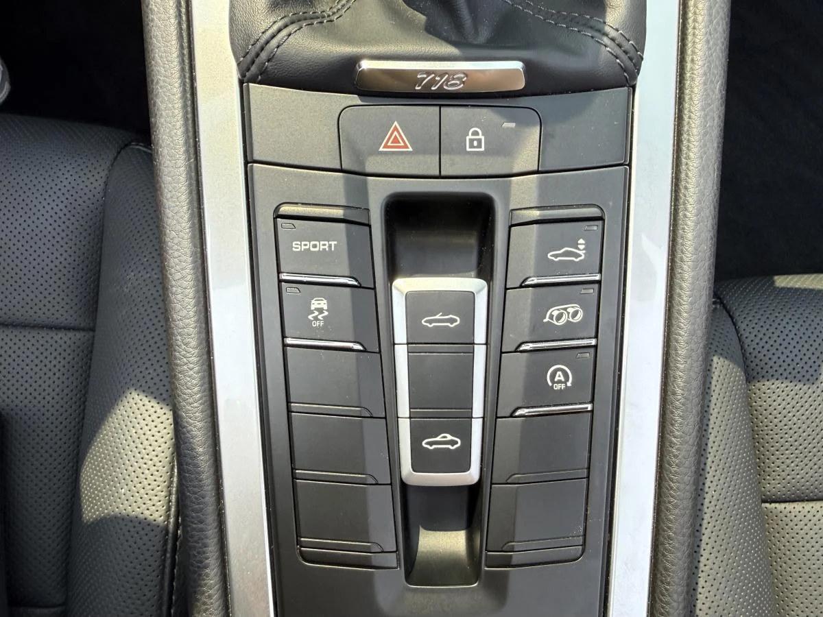 Used 2024 Silver Porsche Base image 29