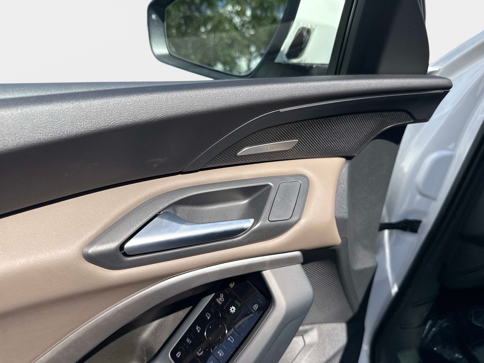 New 2026 Glacier White Metallic Audi Premium Plus image 17