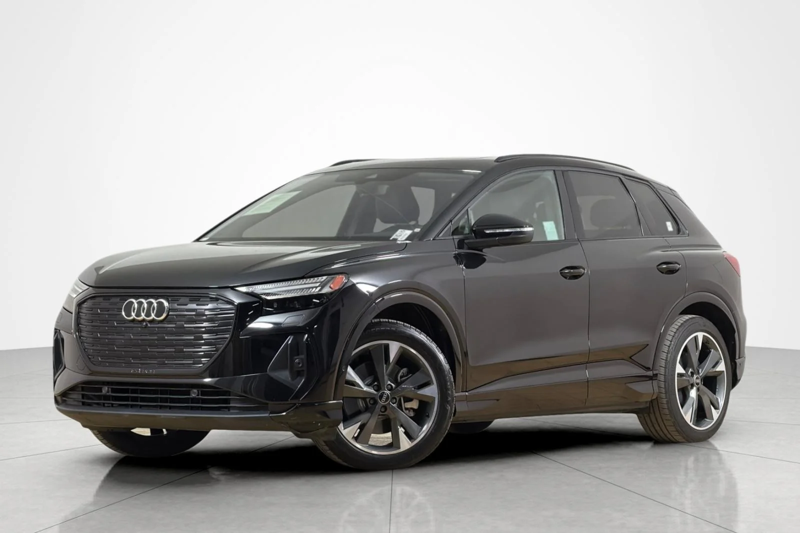 2024 Audi Q4 e-tron Prestige