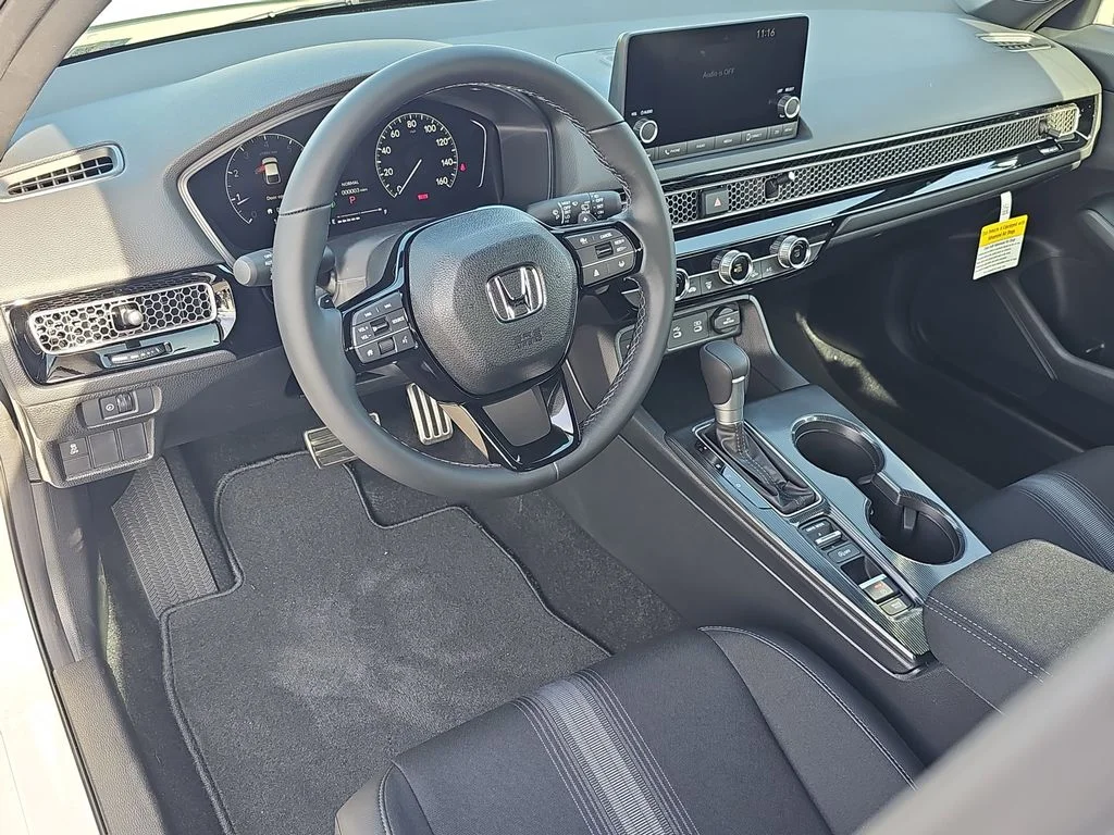 2026 Honda Civic Hatchback Sport - Photo 18