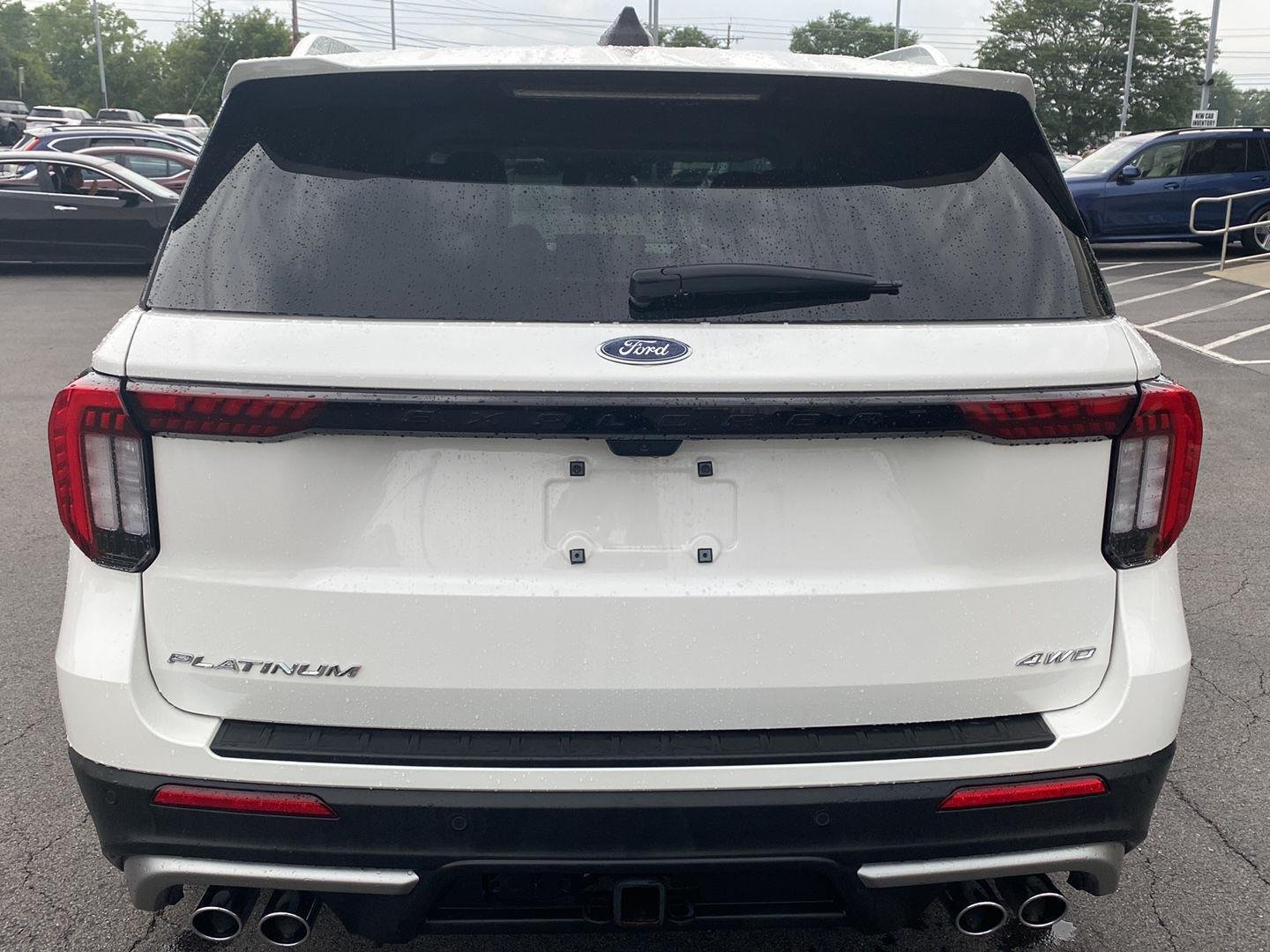 Used 2025 Star White Metallic Tri-Coat Ford Platinum image 3