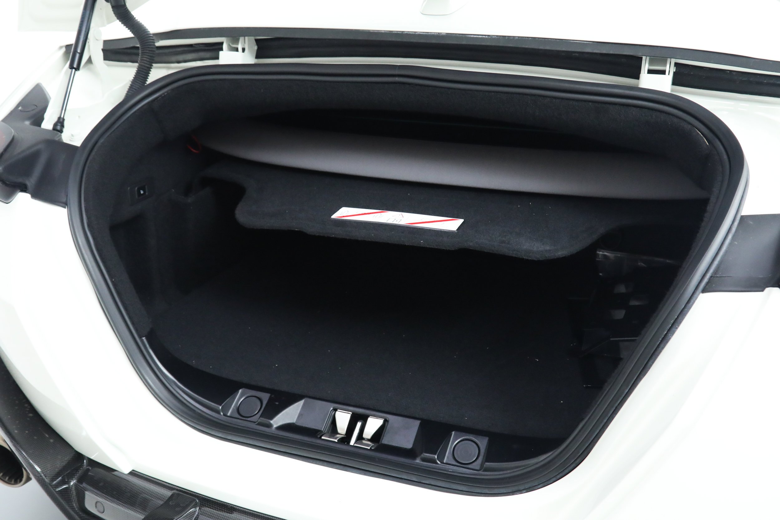 Used 2024 White Ferrari  image 38